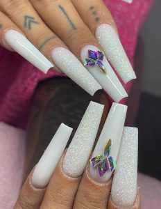 Để thực hiện một bộ nails đạt chuẩn, cần sự tỉ mỉ từ rất lớn - Anh Vỹ chia sẻ