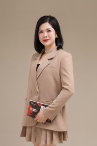 Chuyên gia phun xăm thẩm mỹ Ngân Nguyễn - Nhà sáng lập thương hiệu thẩm mỹ phun xăm Ngân Beauty 