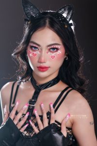 Yến Nhi với đa dạng nhiều layout makeup