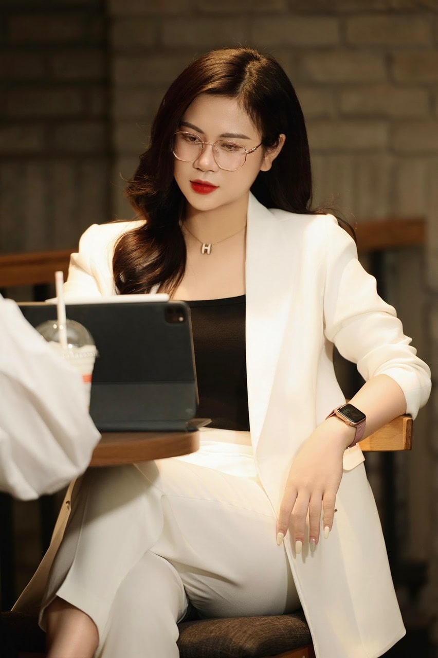 Ms. Khánh Huyền - Sứ mệnh và sự nghiệp đầy triển vọng trong lĩnh vực ...