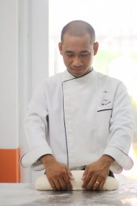 Chef Mai Chí Nghĩa với 17 năm kinh nghiệm nghề bếp
