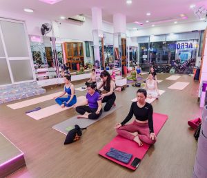 Lớp học Yoga của HLV Nguyễn Ngọc