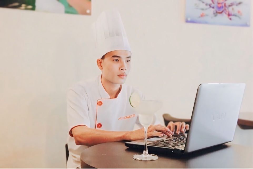 Chef Tân Huỳnh là bếp trưởng tại nhà hàng The Vietnamese, Đan Mạch