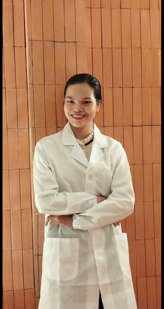 Phiên dịch viên Y khoa Nguyễn Thu (1996)
