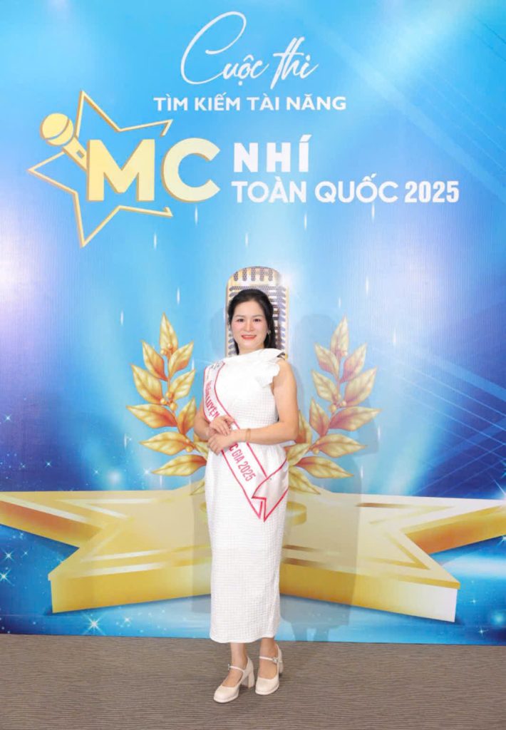 HLV MC nhí Quỳnh Trang, người sáng lập ROSE SKILLS - Chuyên đào tạo kỹ năng sống và MC nhí tại Hà Nội