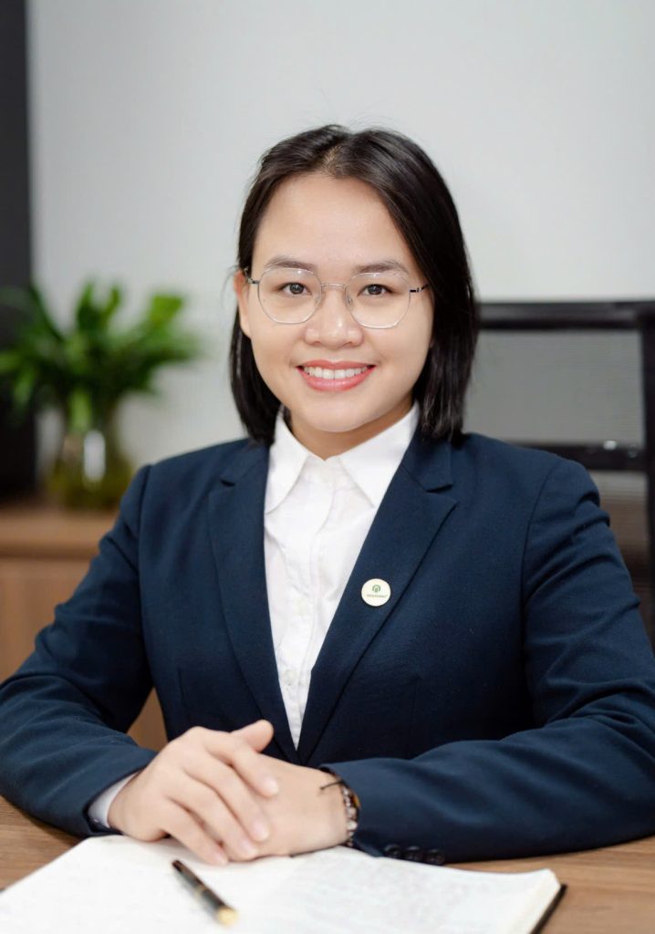 CEO Thục Nga là một trong những người tiên phong trong việc cung cấp dịch vụ tích hợp Business Coaching kết hợp với đồng vận hành tối ưu hiệu suất cho doanh nghiệp