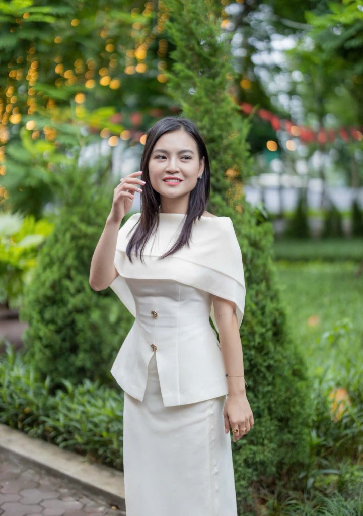 Cô Hoàng Thị Hải Yến sáng lập “Lớp tiếng Anh cô Yến” năm 2018