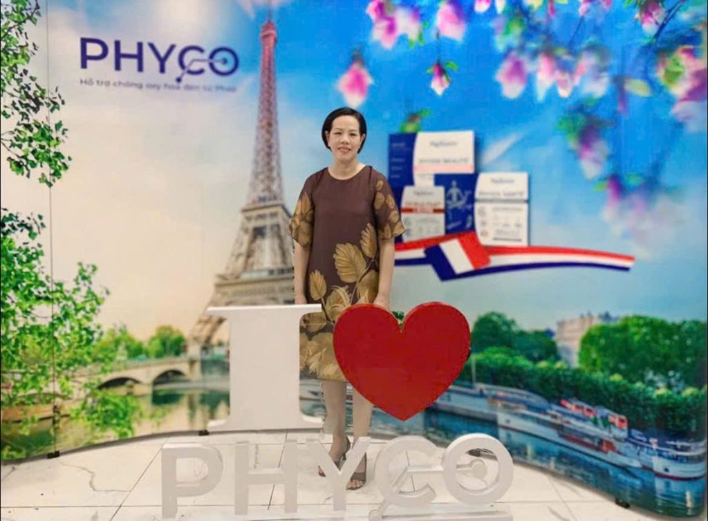 Chị Tuyết Anh Droppii