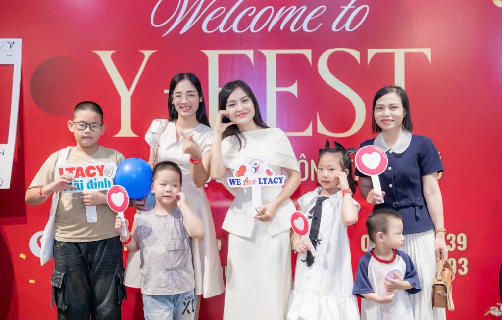 Lớp tiếng Anh cô Yến không chỉ dạy kiến thức, mà giúp học sinh nắm bắt cách học, cách tư duy và cách yêu tri thức trong thời đại mới