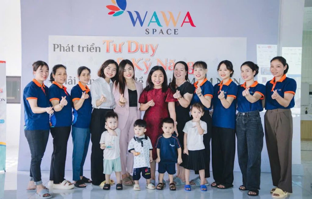 cô giáo Đặng Diệu Linh