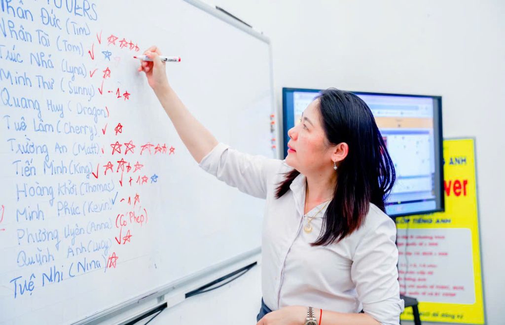 Ms Mai - Người sáng lập và phát triển English Forever Center