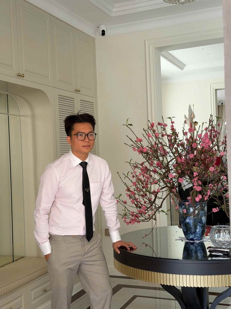 Fo Trần hiện đang là founder Maison Décor