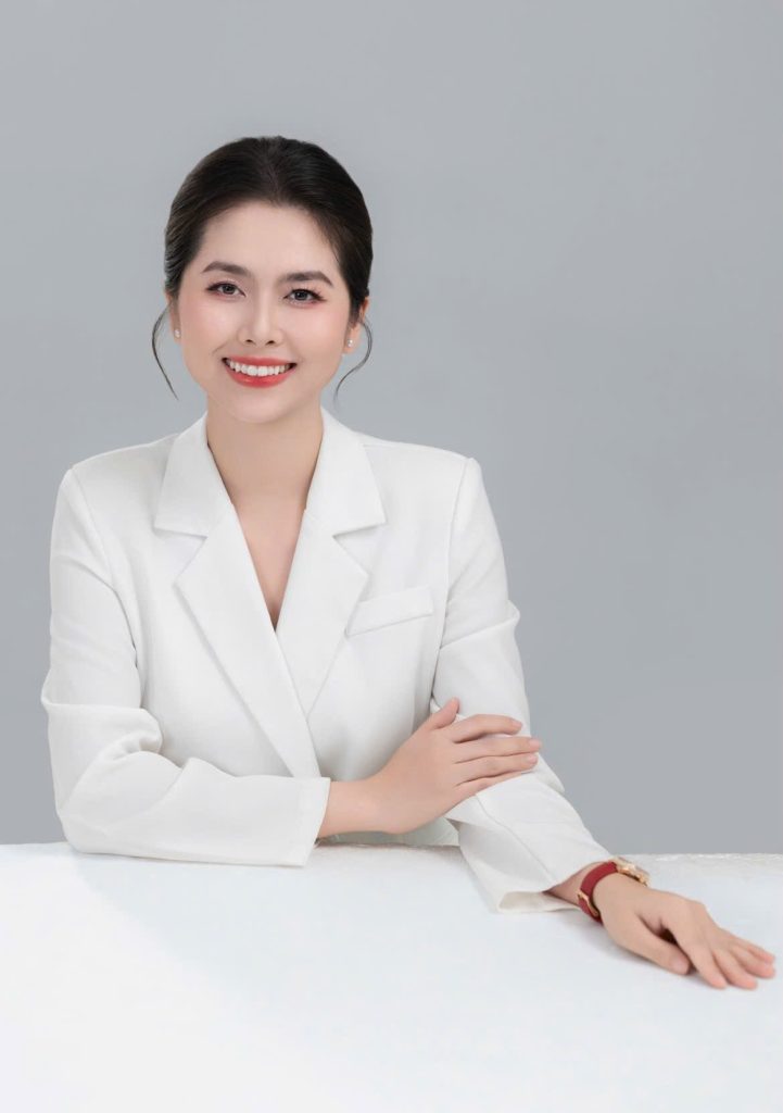 ThS. Nguyễn Khoa Bảo Quỳnh - Founder TalktoQuynh và Co-founder CLB Blossom Circle 