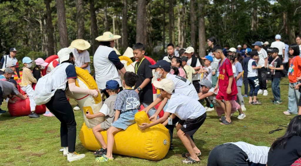 Ngoại Ngữ Creative English Center được xem như một “ngôi nhà thứ hai” của học sinh và đội ngũ giáo viên