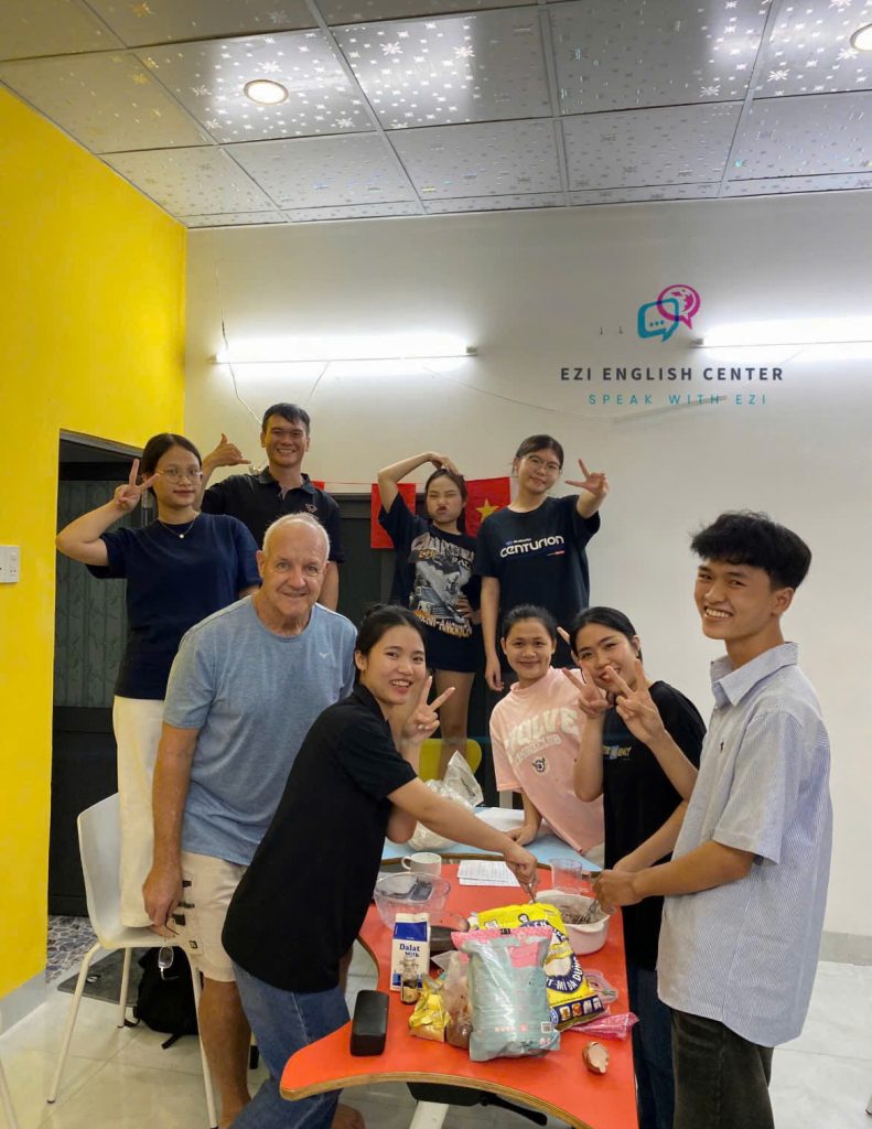 Founder Thảo Trang kiến tạo EZI English Center như một không gian trải nghiệm sống động