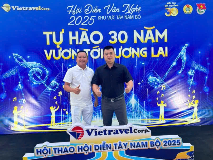 HDV Du Lịch Henry Nguyễn - Lý Hào Nam gặp gỡ giao lưu cùng Nhà Hàng Sông Hậu Cần Thơ tại chương trình Hội Thao - Hội Diễn Vietravel khu vực Tây Nam Bộ