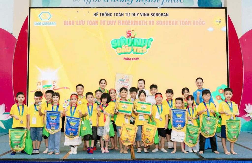 Cô giáo Cù Thị Thuỳ