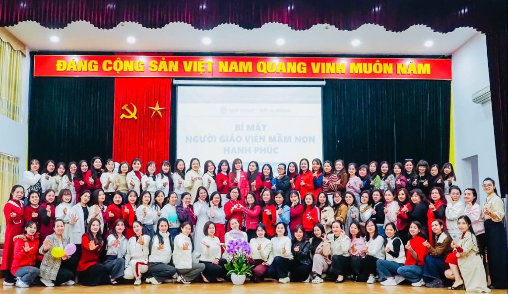 Chuyên gia Nguyễn Mai Duyên tập huấn cho BGH & giáo viên hệ các trường Hoa Hồng Nghĩa Đô, Dịch Vọng, Cổ Nhuế (Hà Nội)