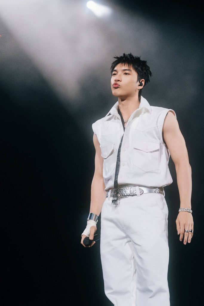 HIEUTHUHAI và cú lật ngược chuẩn mực của một rapper thế hệ mới