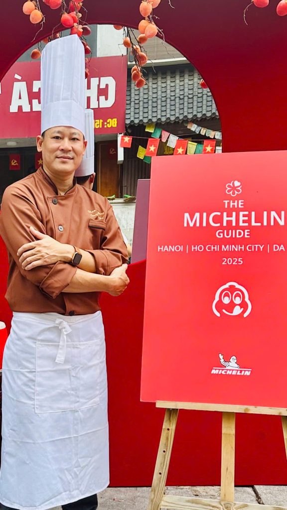 Chef Phạm Sĩ Hùng với hơn 20 năm gắn bó với nghề bếp