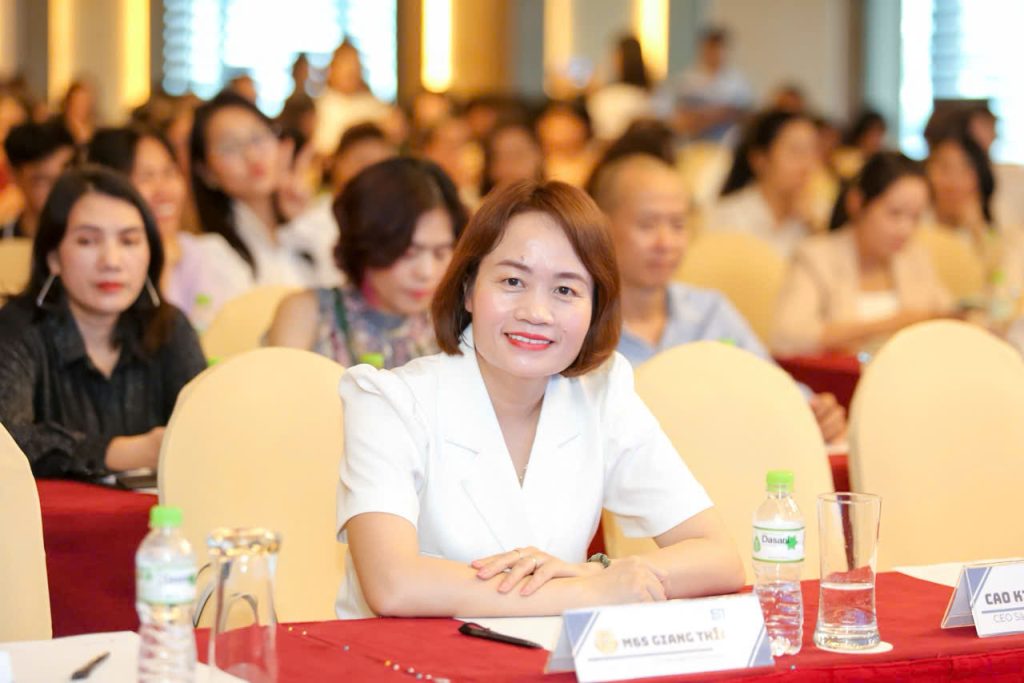 Giang Thía lựa chọn khởi nghiệp thông minh thay vì mạo hiểm