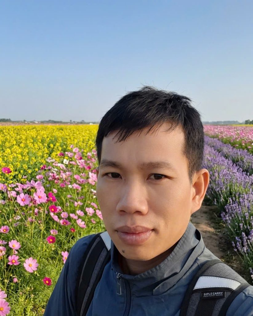 Họa sĩ Đỗ Văn Tăng dành hơn một thập kỷ lặng lẽ theo đuổi hành trình hội họa bằng chiều sâu cảm xúc và sự chân thành trong từng nét vẽ