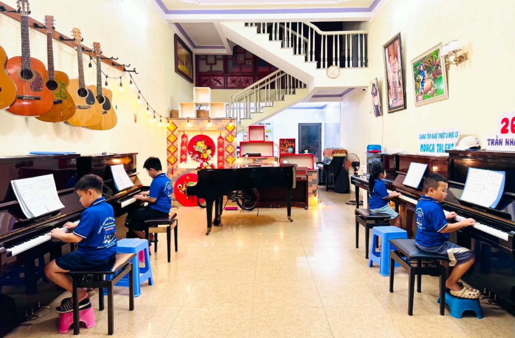 Monca Talent được xây dựng từ mong muốn đưa piano đến gần hơn với các bạn trẻ tại địa phương