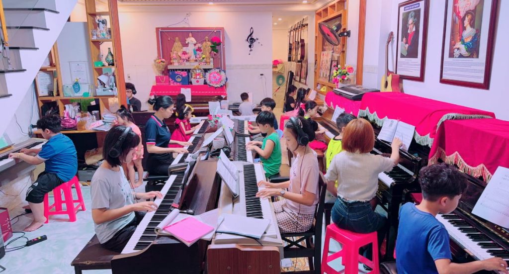 Lớp học nuôi dưỡng đam mê nghệ thuật mỗi ngày