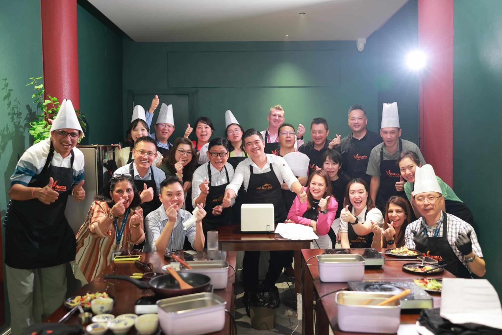 Chef Hoàng Sin nhấn mạnh người giỏi là người giữ được sự ổn định trong áp lực