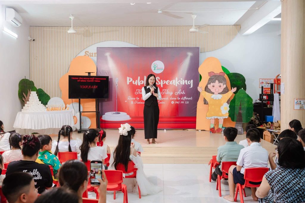 Ms. Susan đồng hành cùng học sinh trên hành trình xây dựng năng lực giao tiếp tiếng Anh thực chất