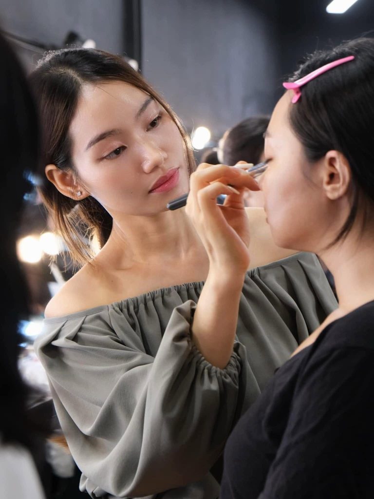 Makeup Artist Phạm Thuỳ Dương