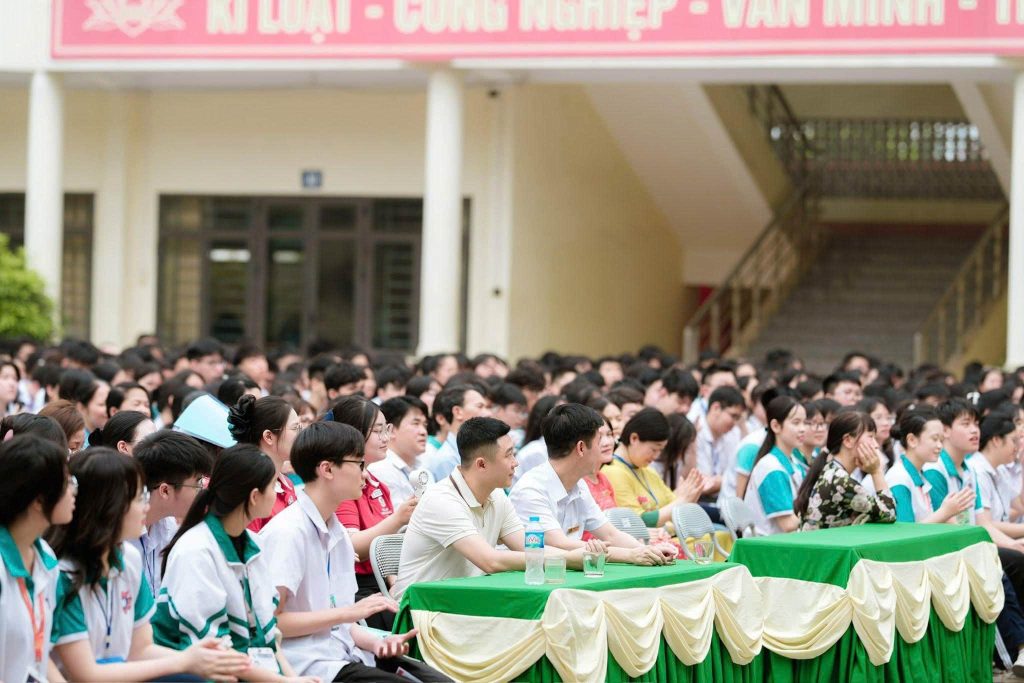 Founder Phù Dao Học Đường
