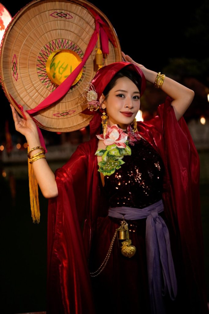 Chi Pu trở lại “vũ trụ” Chị Chị Em Em sau 7 năm