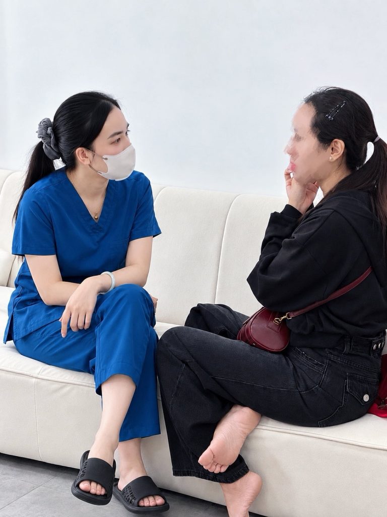 Bác sĩ Như Quỳnh đã có hơn 12 năm kinh nghiệm trong chăm sóc và điều trị da