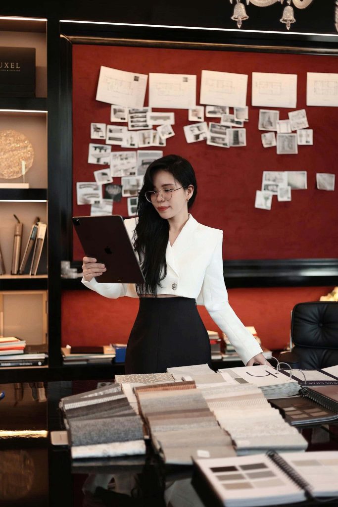 Nhà thiết kế Hà Phạm – Founder Luxel